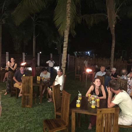 Bay Hiriketiya Hotel ดิคเวลลา ภายนอก รูปภาพ