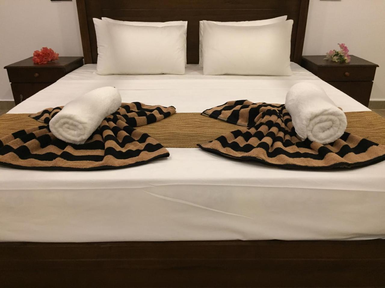 Bay Hiriketiya Hotel ดิคเวลลา ภายนอก รูปภาพ