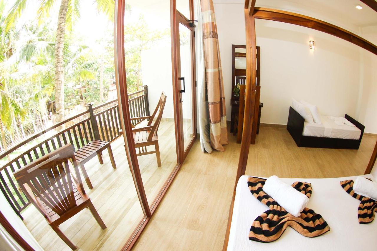 Bay Hiriketiya Hotel ดิคเวลลา ภายนอก รูปภาพ