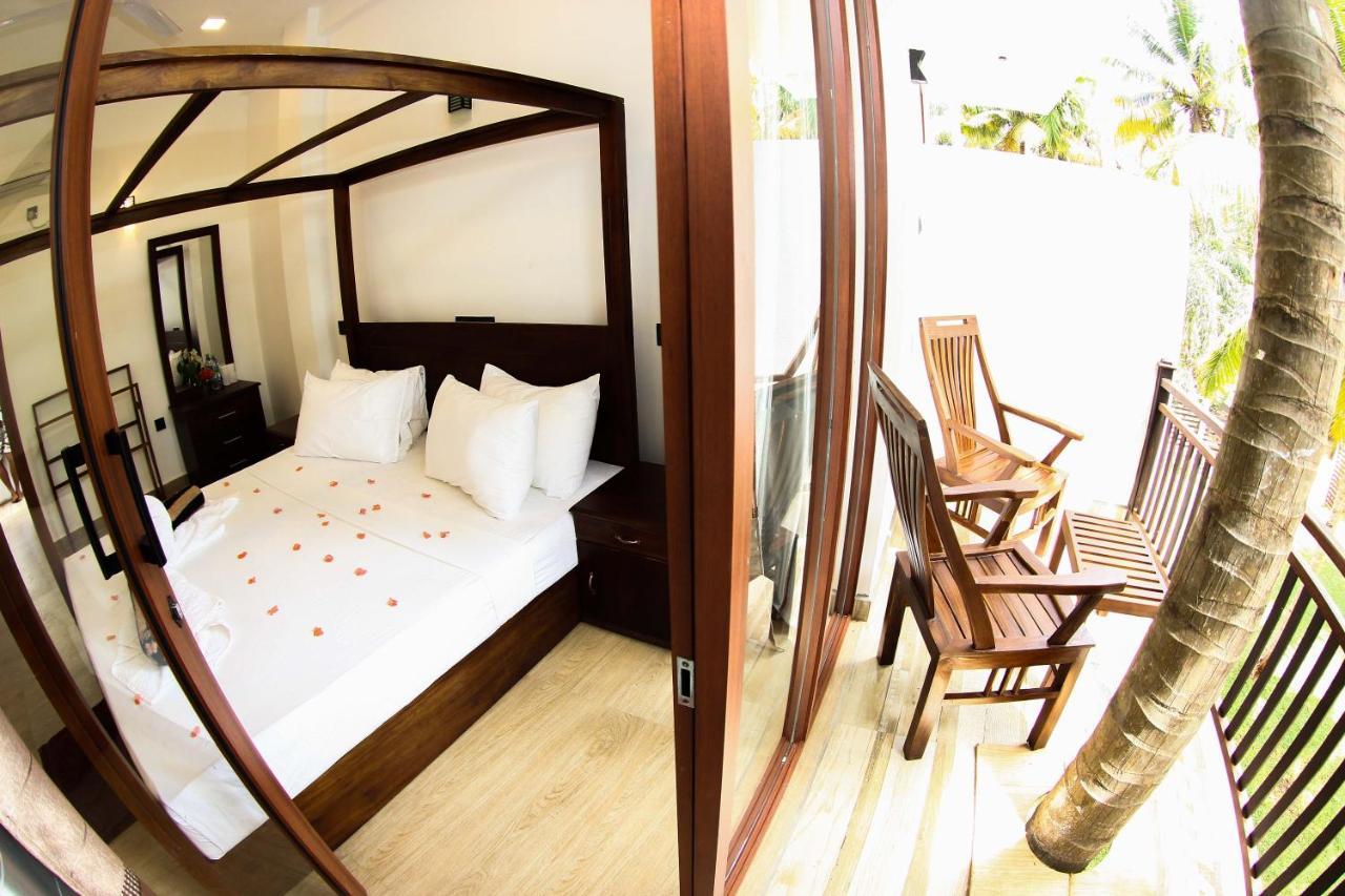 Bay Hiriketiya Hotel ดิคเวลลา ภายนอก รูปภาพ